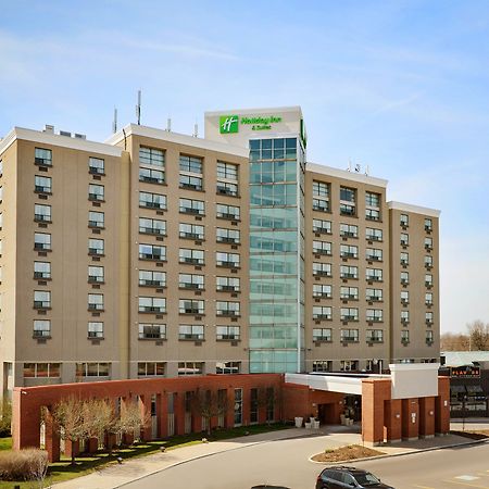 Holiday Inn Hotel & Suites London By Ihg Dış mekan fotoğraf