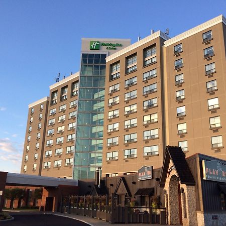 Holiday Inn Hotel & Suites London By Ihg Dış mekan fotoğraf