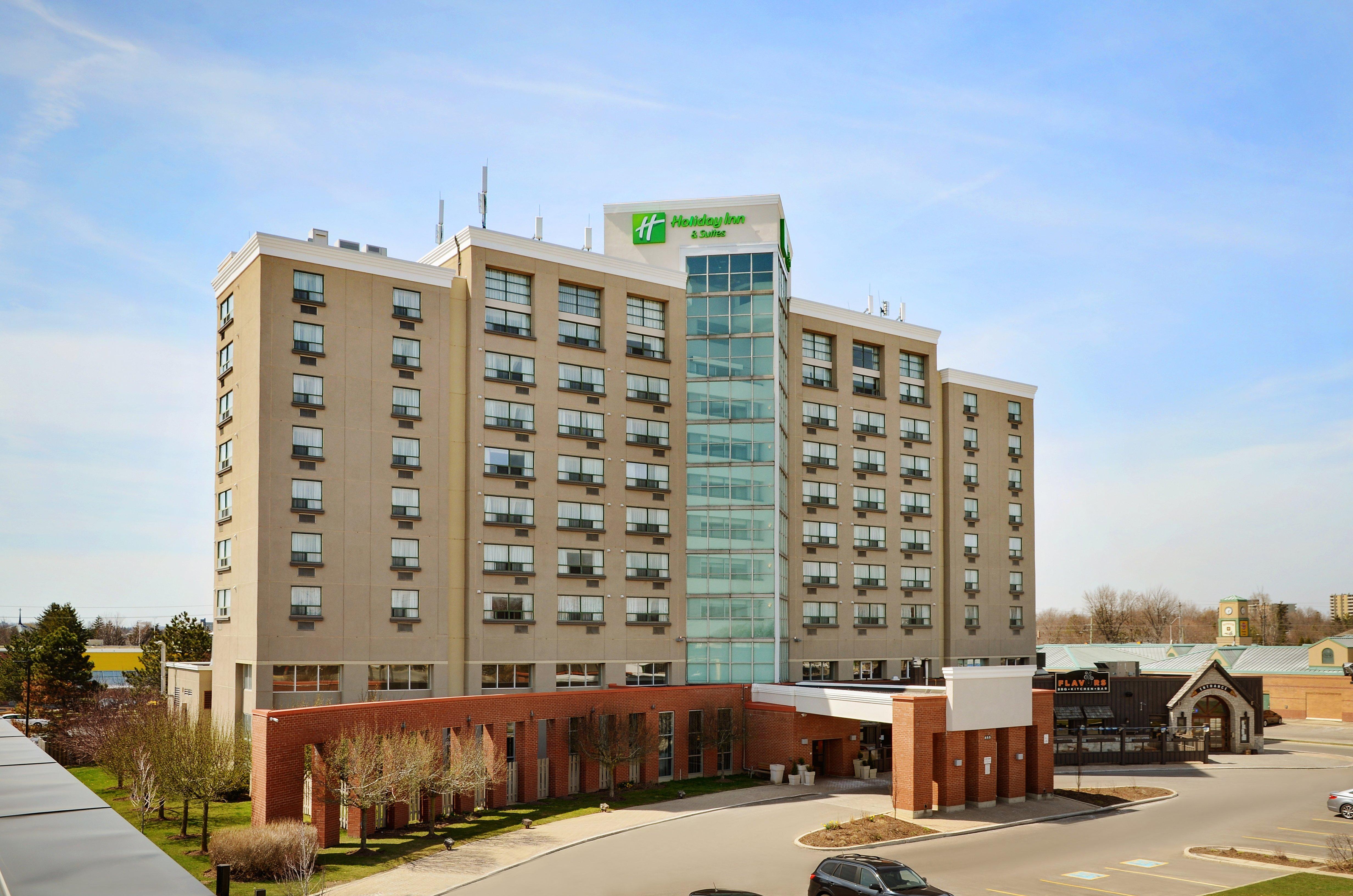 Holiday Inn Hotel & Suites London By Ihg Dış mekan fotoğraf
