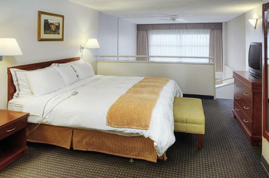 Holiday Inn Hotel & Suites London By Ihg Oda fotoğraf